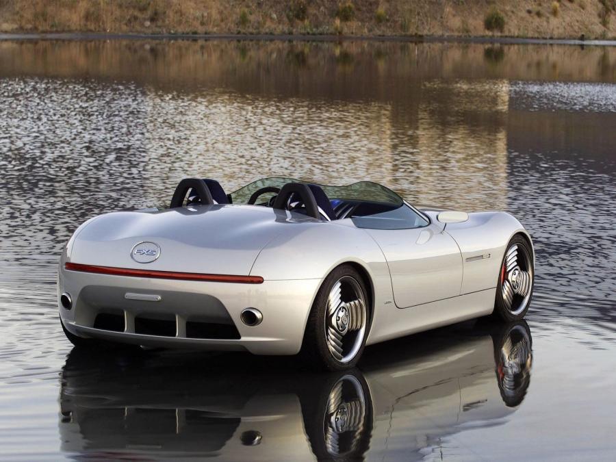  Toyota FXS Concept 2002 года  (фото 6 из 10)
